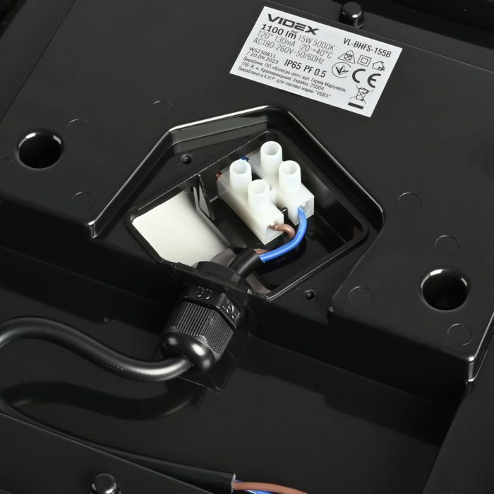 LED світильник ART IP65 квадратний VIDEX 15W 5000K Black